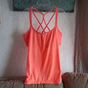 Women's workout tank with built in bra